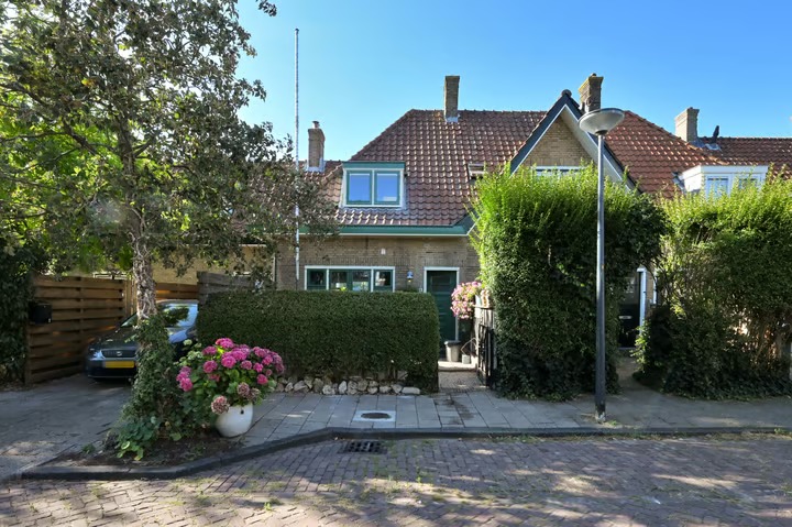 Tussenwoning Leuvenstraat 4 in Leiden