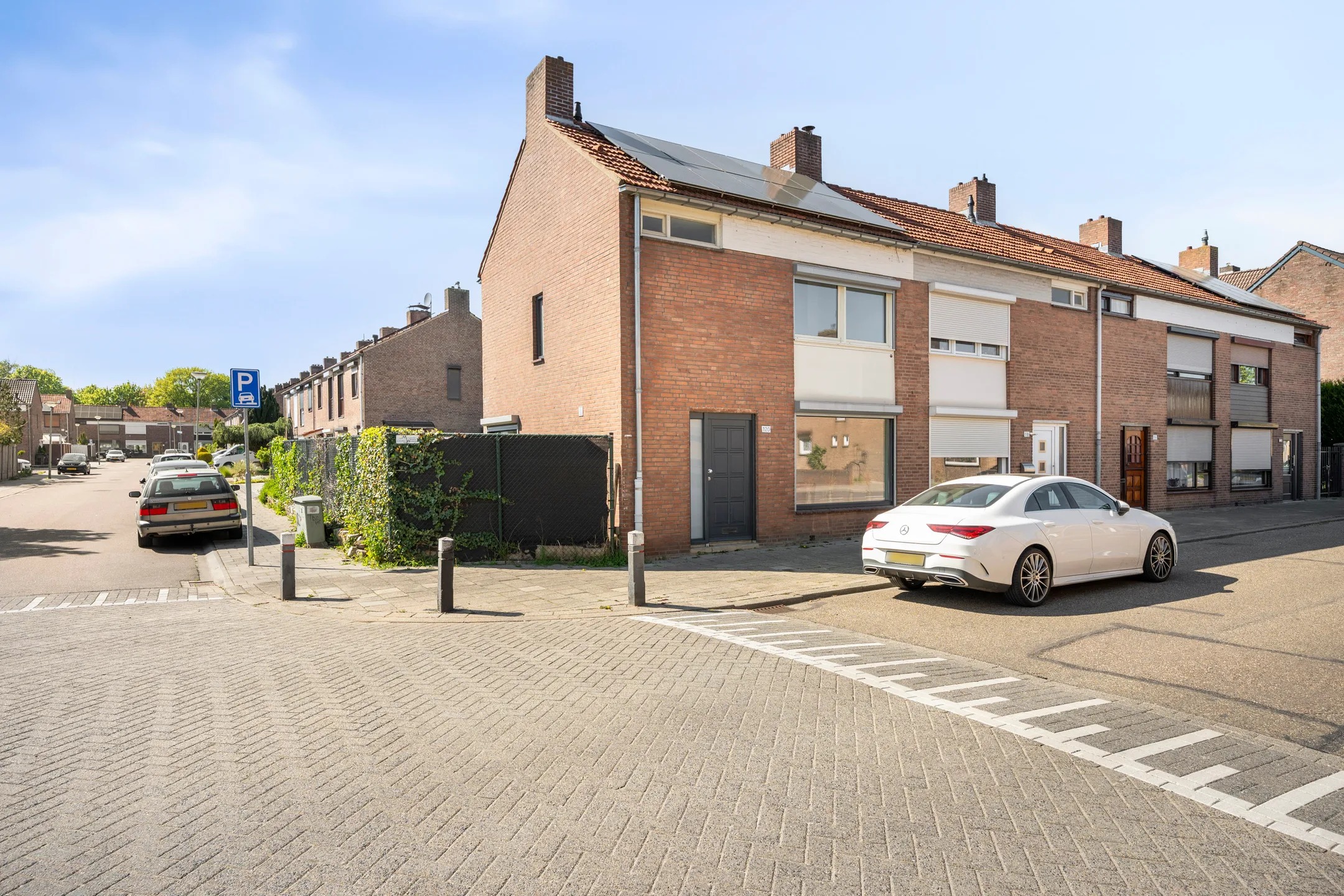 Hoekwoning Baanstraat 120 in Landgraaf
