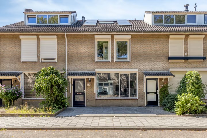 Tussenwoning Doctor Saal van Zwanenberglaan 58 in Heesch