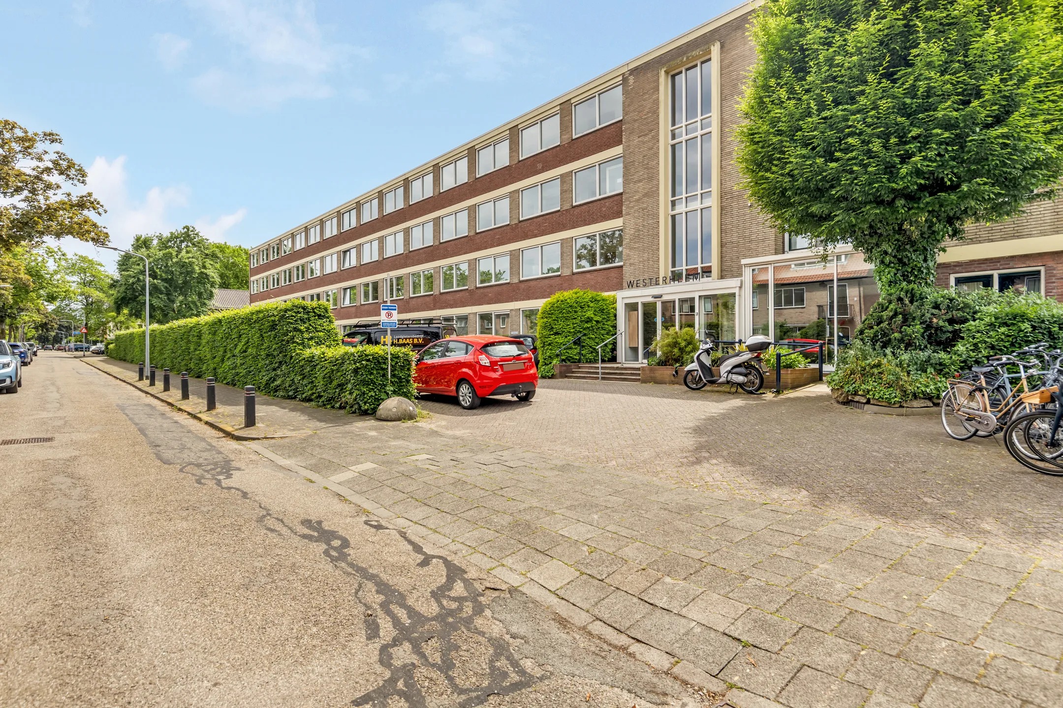 Portiekflat Frederik van Eedenlaan 51 in Hilversum