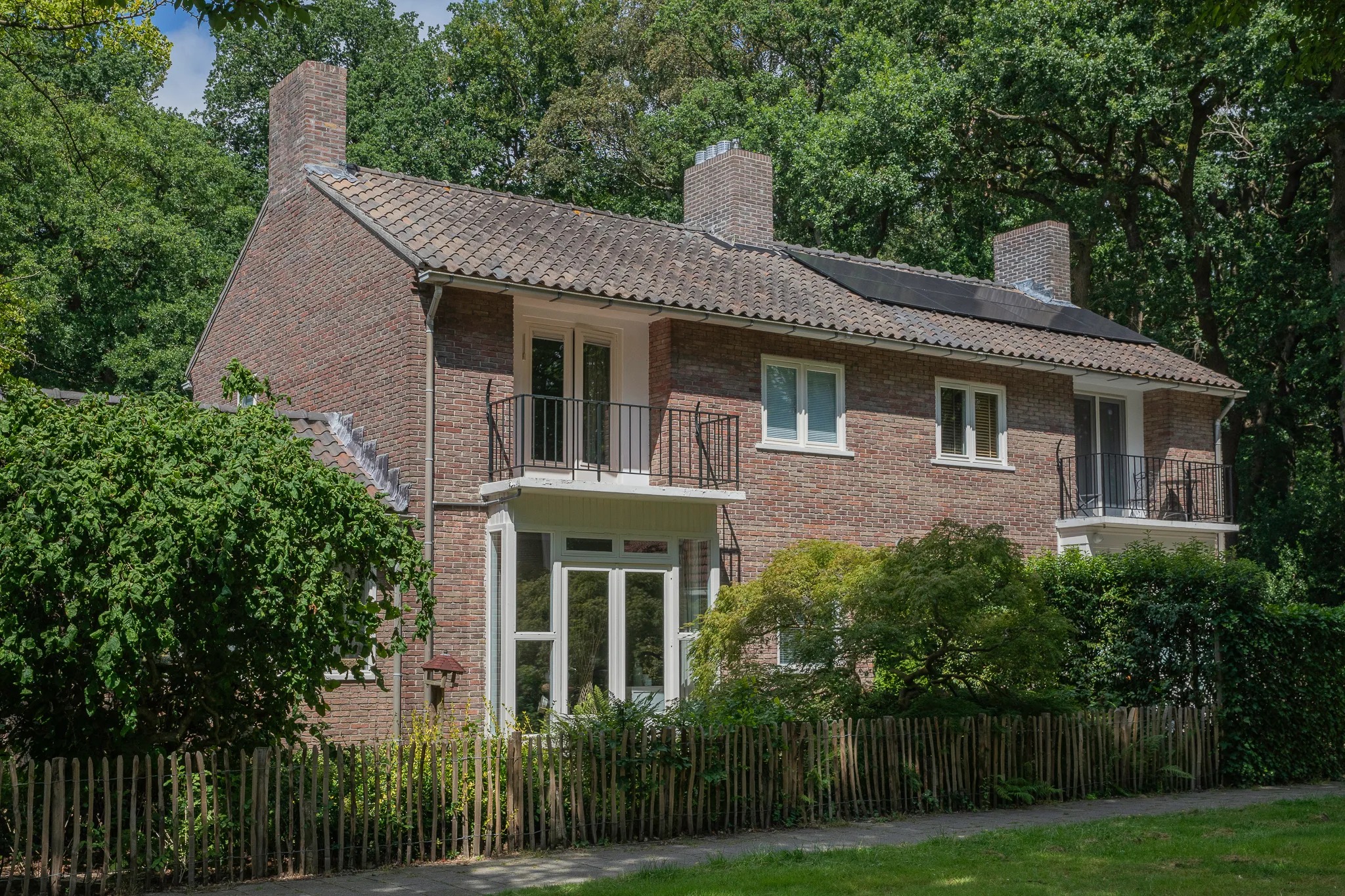 2-onder-1-kapwoning Burgemeester Jollesstraat 6 in Assen