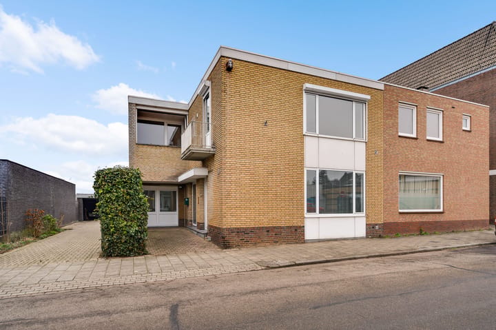 Halfvrijstaande woning Ambachtsstraat 6 A in Kerkrade