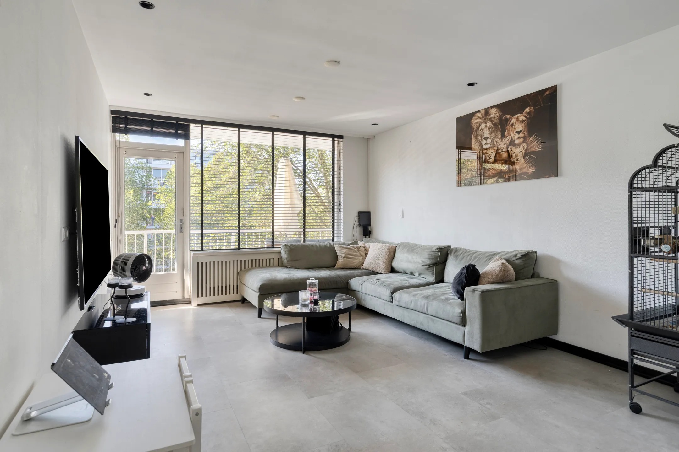 Portiekflat Volendamlaan 845 Den Haag