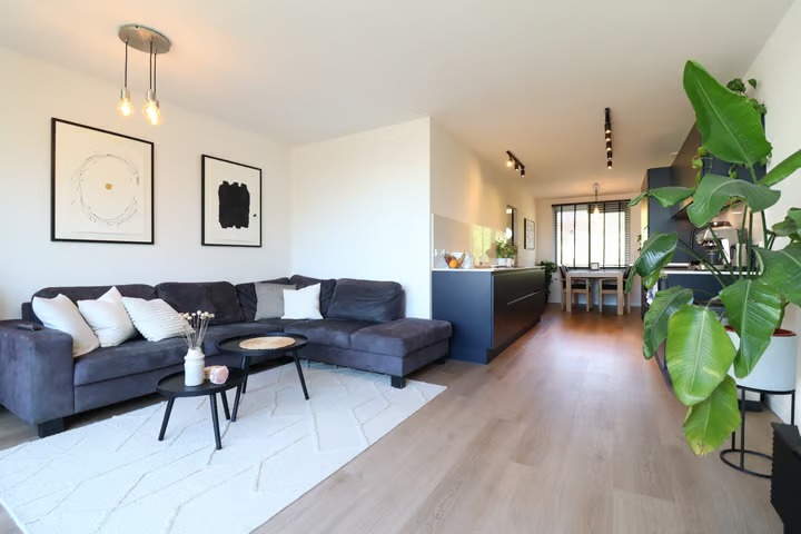 Tussenverdieping C. van Eesterenlaan 292 in Amsterdam