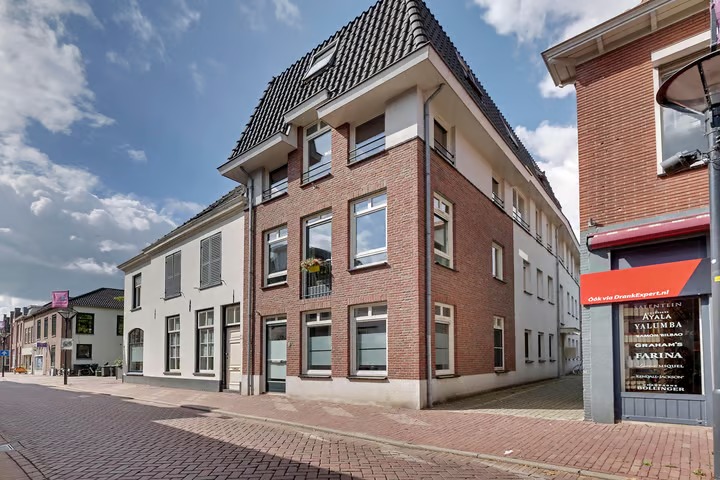 Portiekflat Kerkstraat 8 C in Zevenaar