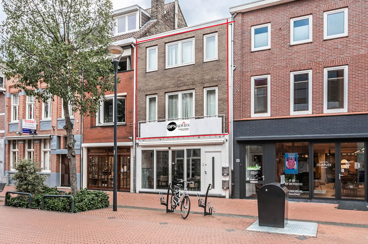 Eengezinswoning, tussenwoning Kerkstraat 290 Brunssum
