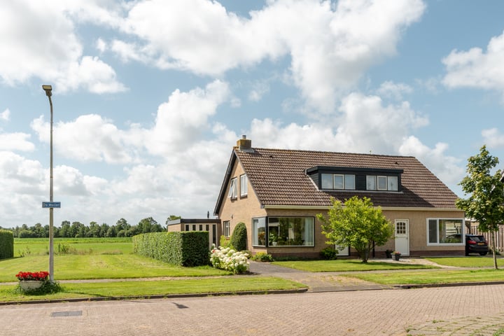 2-onder-1-kapwoning De Molier 11 Langweer