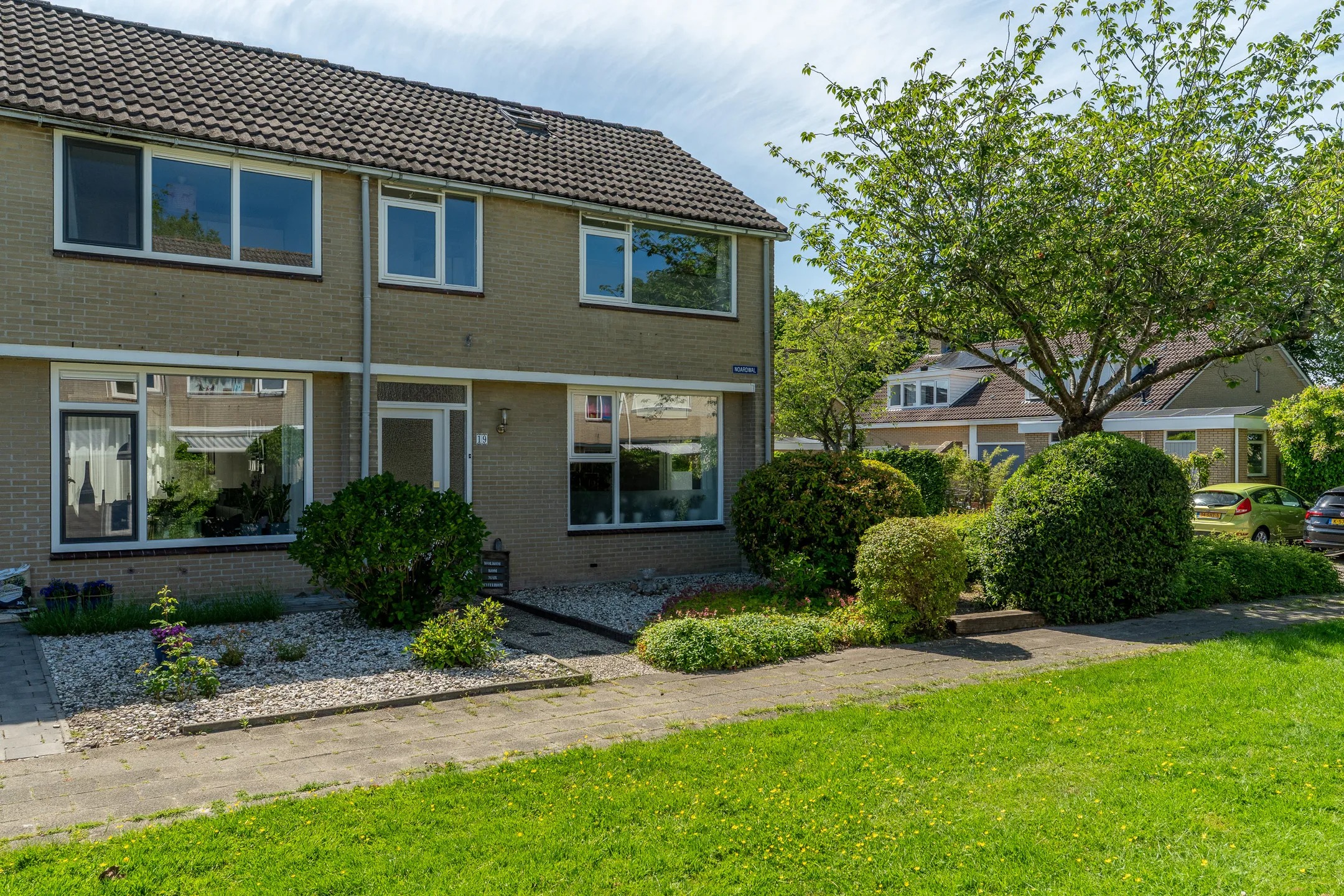 Hoekwoning Noardwâl 19 in Grou