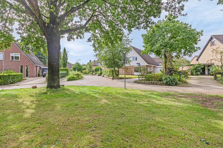 Eengezinswoning, vrijstaande woning Buitenes 67 Assen