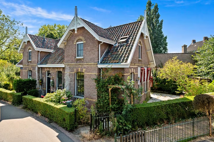 Hoekwoning Pasteurstraat 3 in Delft
