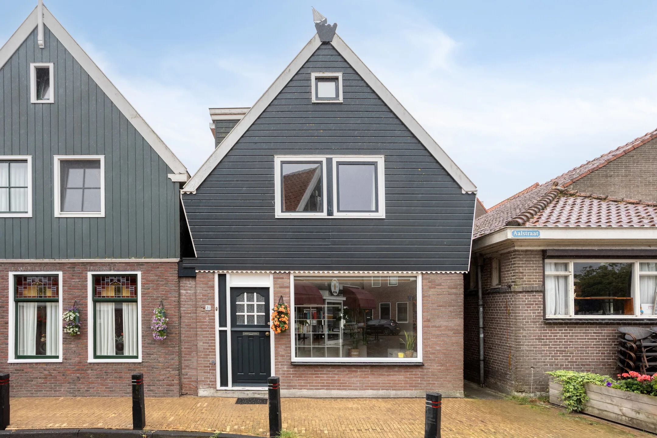 Hoekwoning Aalstraat 21 in Volendam