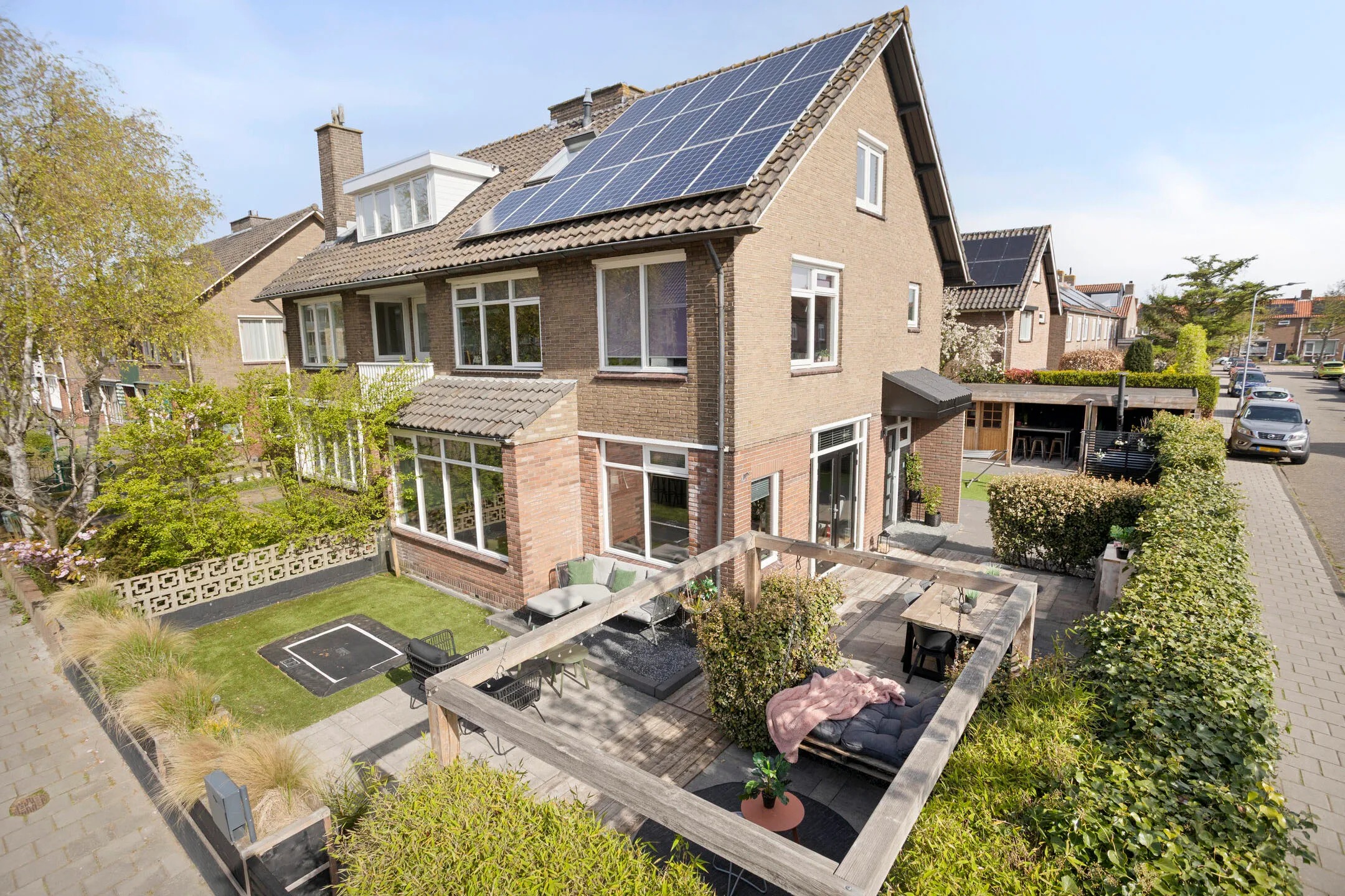 2-onder-1-kapwoning Burgemeester van Roosmalenstraat 31 in Uitgeest