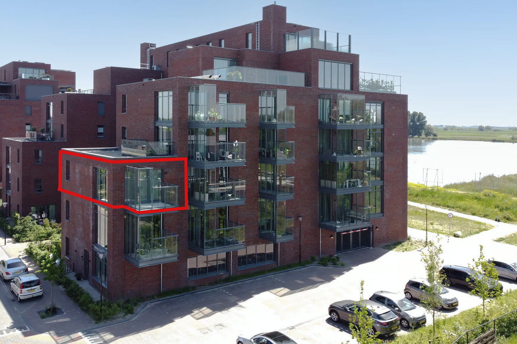 Portiekflat Gietijzer 160 Hardinxveld-Giessendam