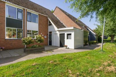 Tussenwoning De Koperwiek 22 in Zuidhorn