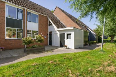Tussenwoning De Koperwiek 22 in Zuidhorn