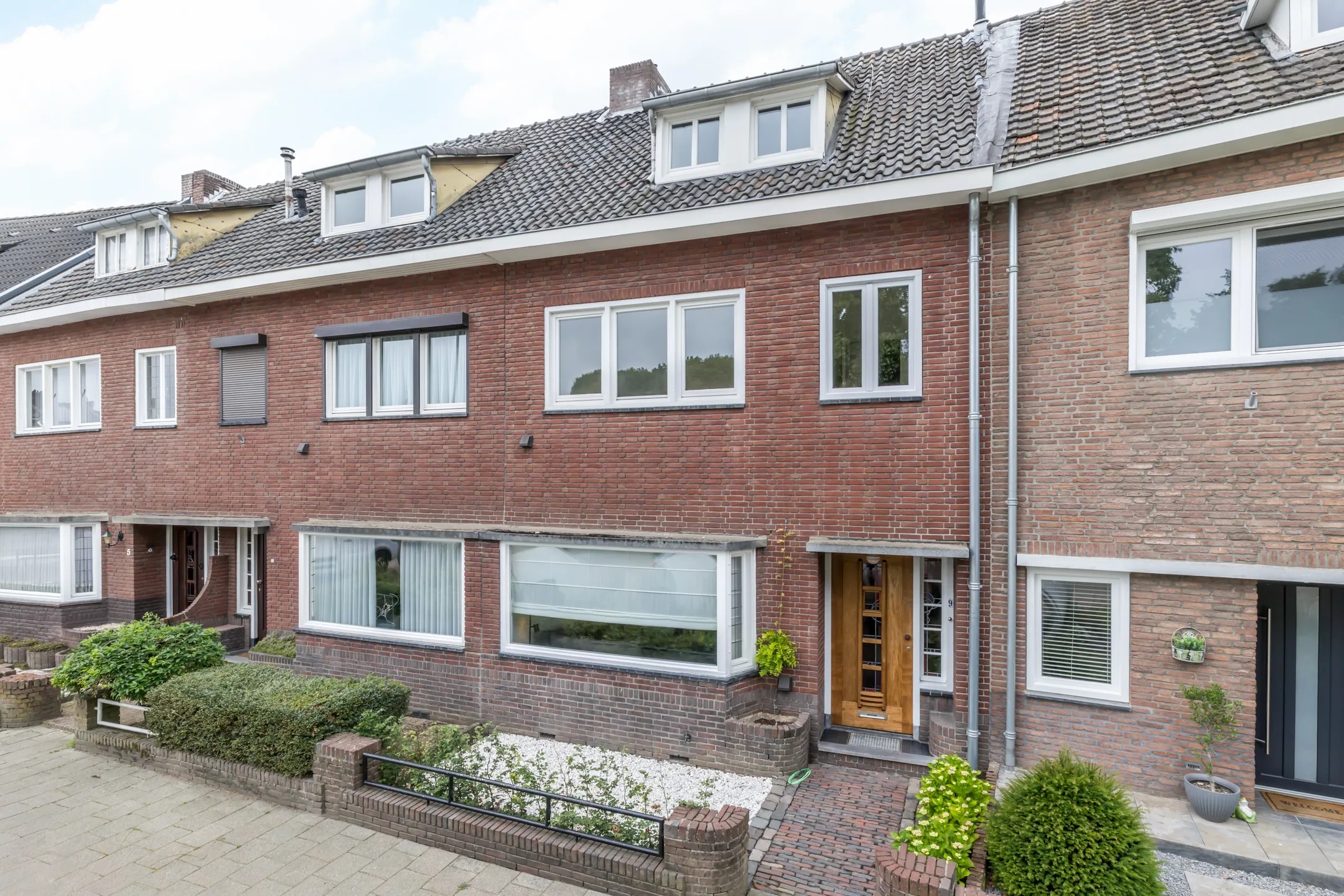 Tussenwoning Provincialeweg Zuid 9 in Oirsbeek