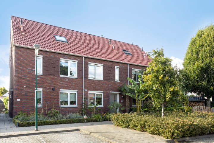 Eengezinswoning, tussenwoning Margrietstraat 31 Elst Ut