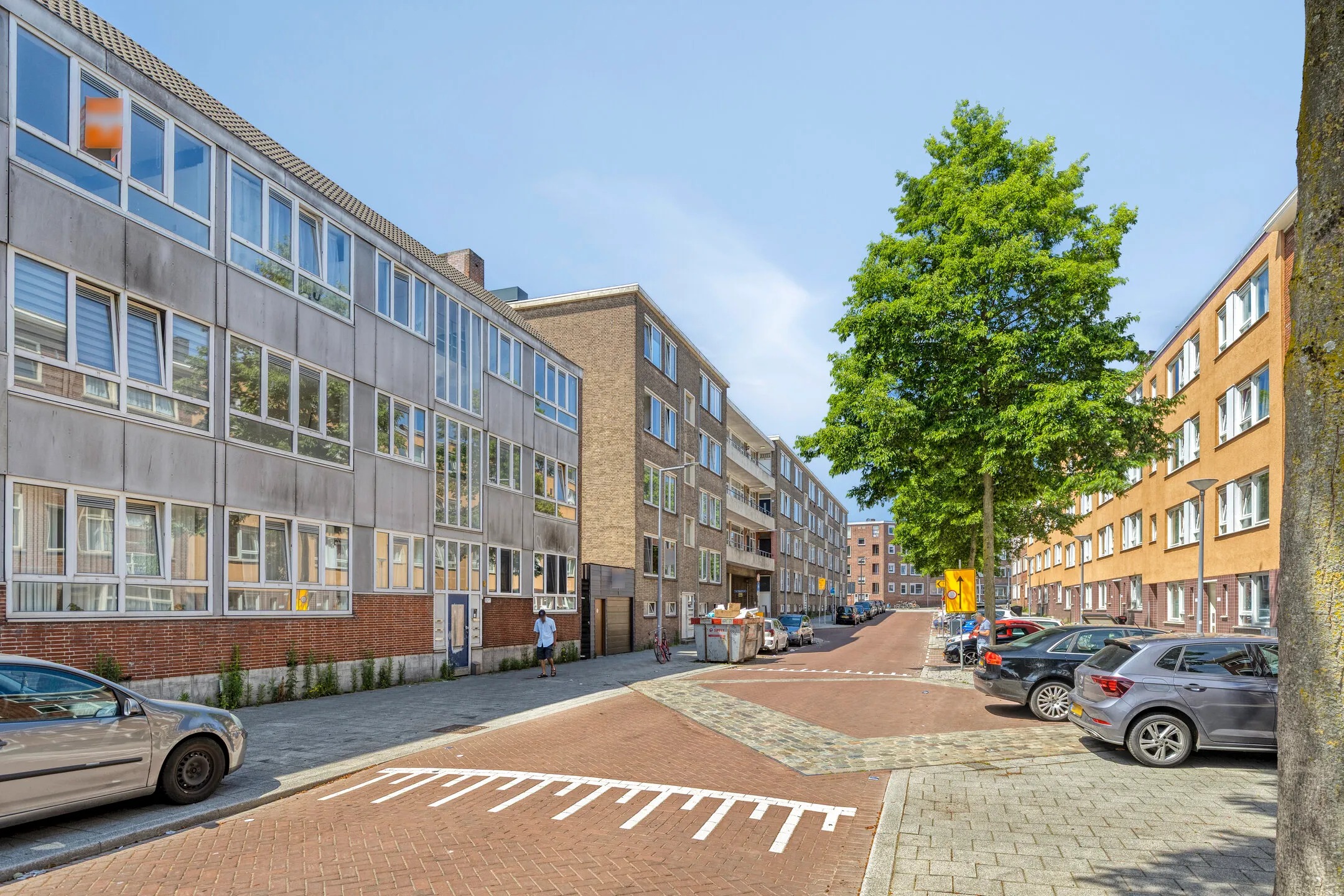 Benedenwoning Frans Bekkerstraat 82 A in Rotterdam