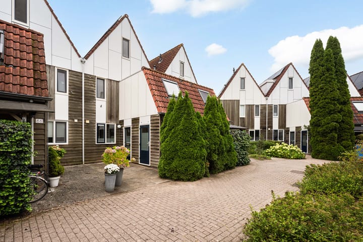 Eengezinswoning, tussenwoning Pimpernelweg 64 Zwolle
