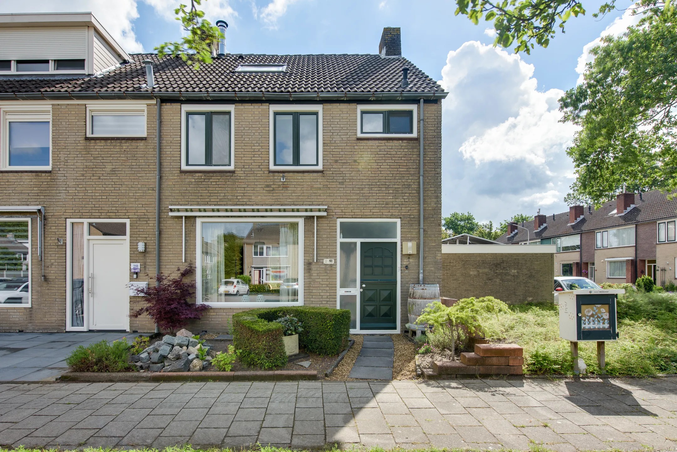 Hoekwoning Heidehof 29 in Made