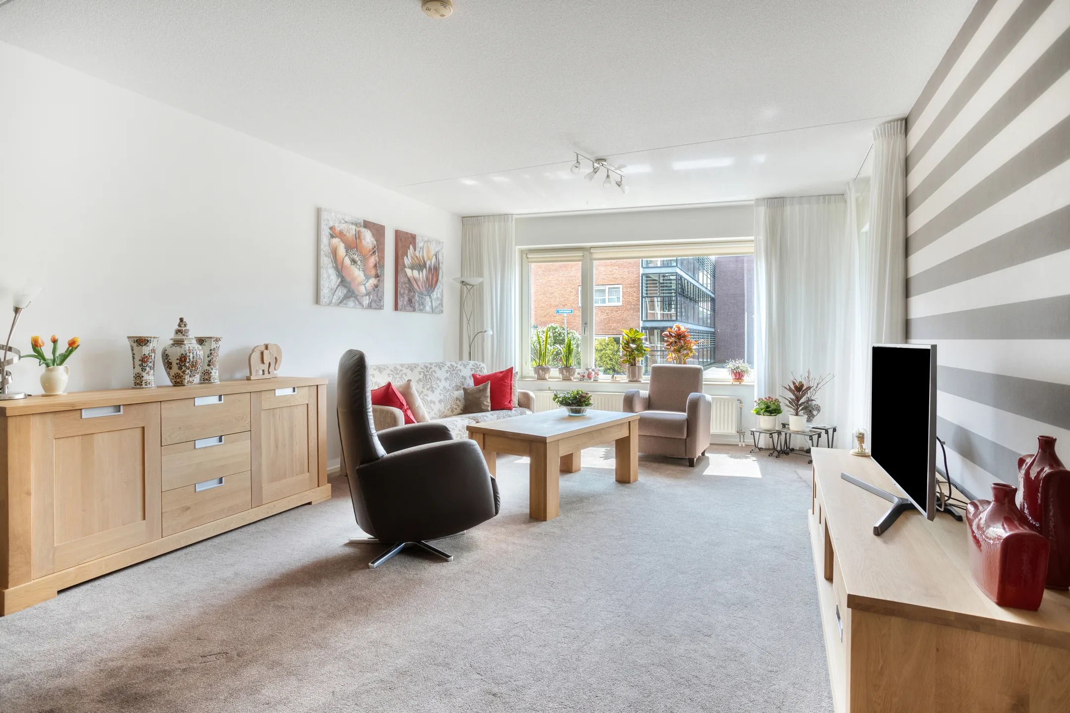 Portiekflat Korte Kruisweg 6 B in Maasdijk