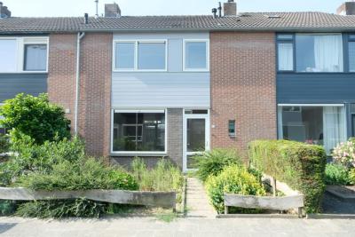 Eengezinswoning, tussenwoning Rutgher Jacobsstraat 23 in Tricht