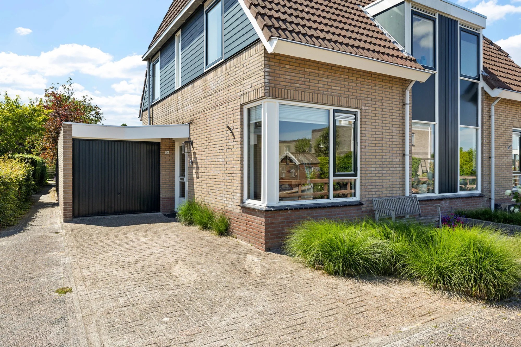 2-onder-1-kapwoning It Bûterfabryk 26 in Grou