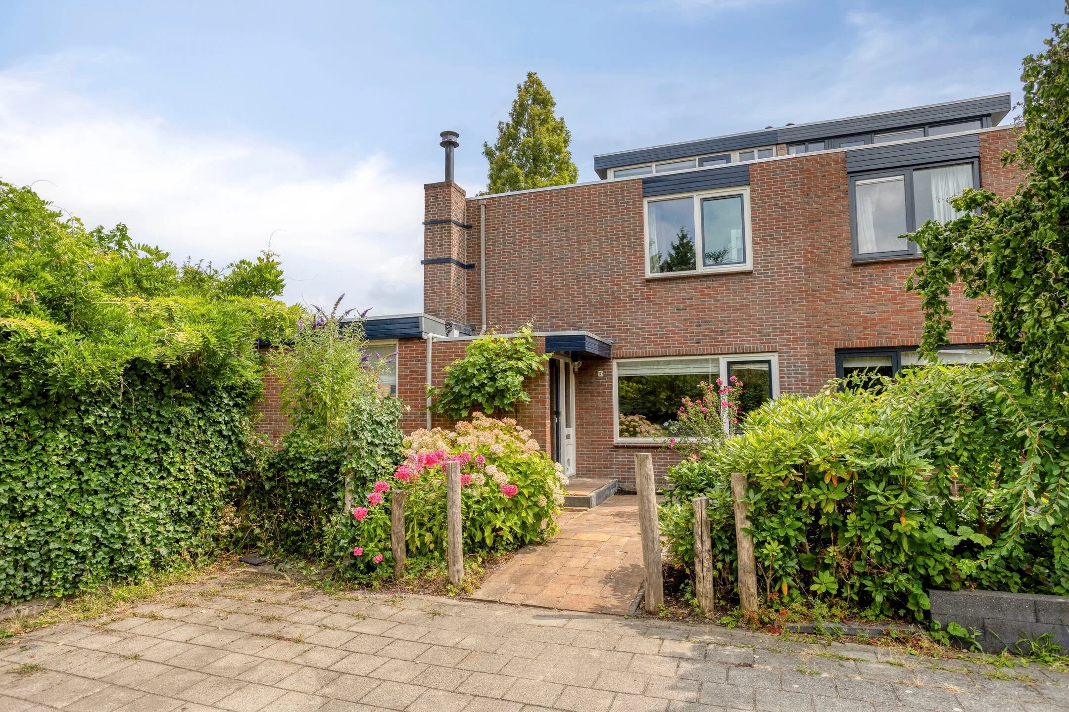 Geschakelde woning Gaspeldoornlaan 10 in Gouda