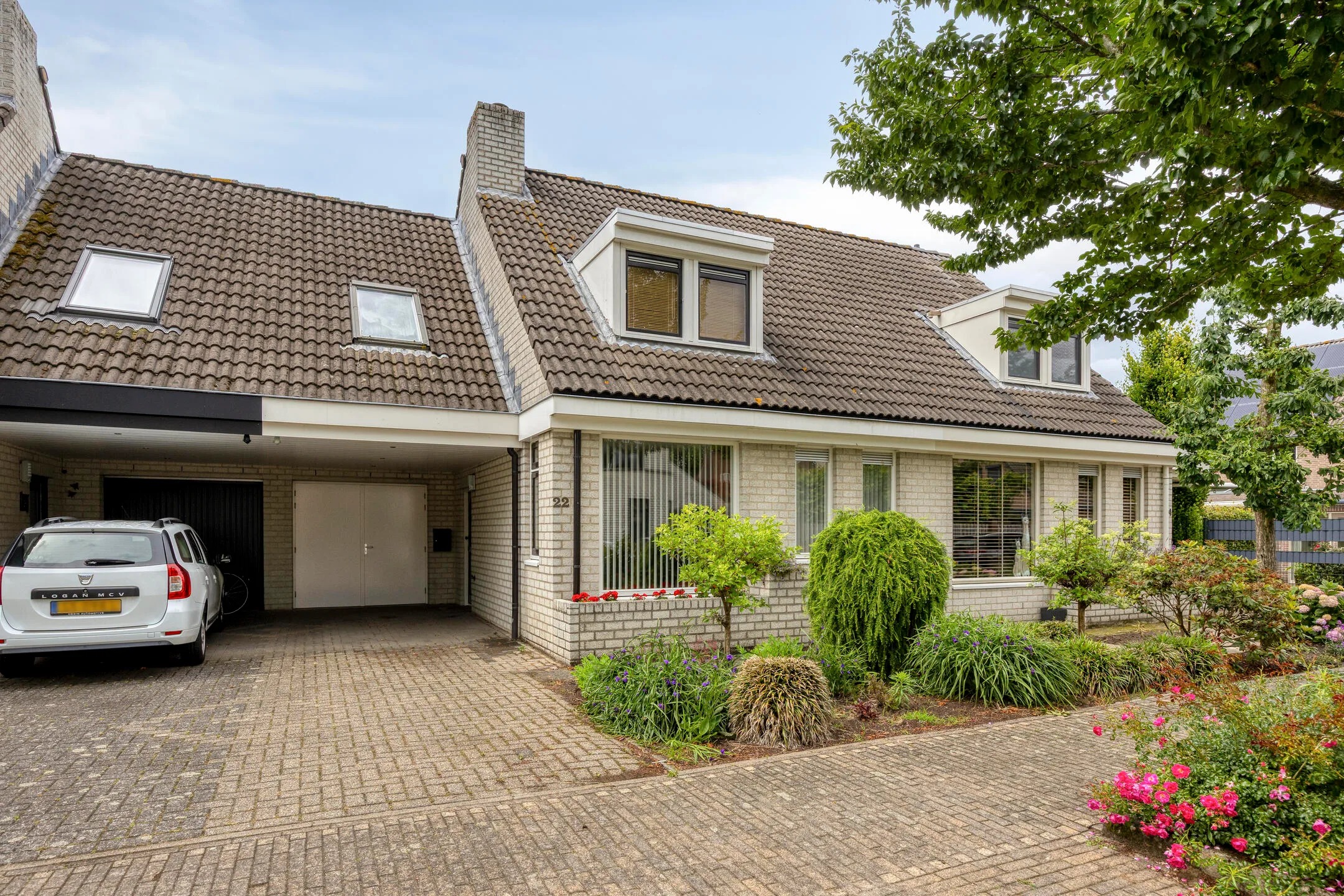 2-onder-1-kapwoning Karwijveld 22 in Veghel