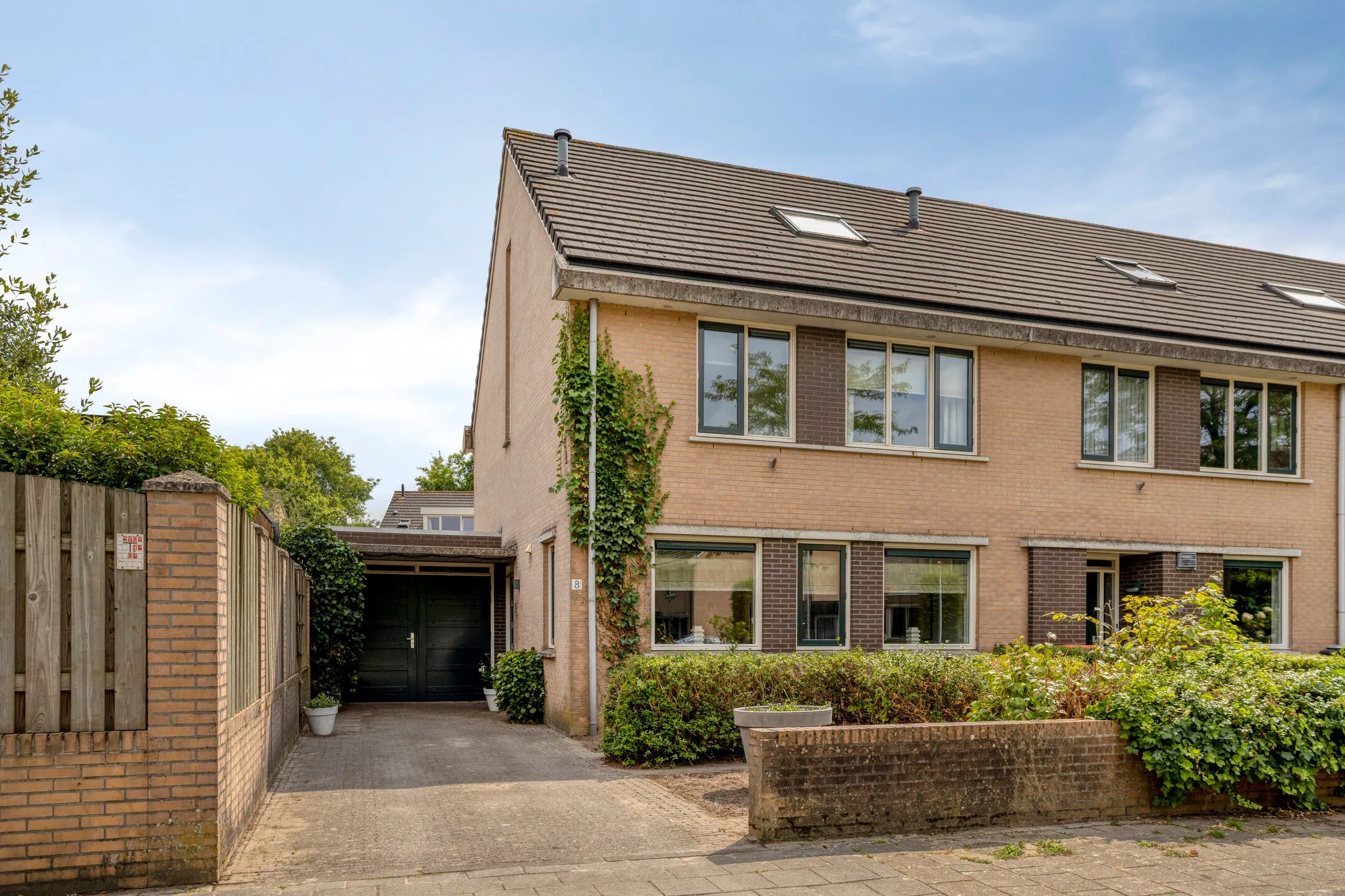 Hoekwoning Zuster Gertrudosingel 8 in Rosmalen