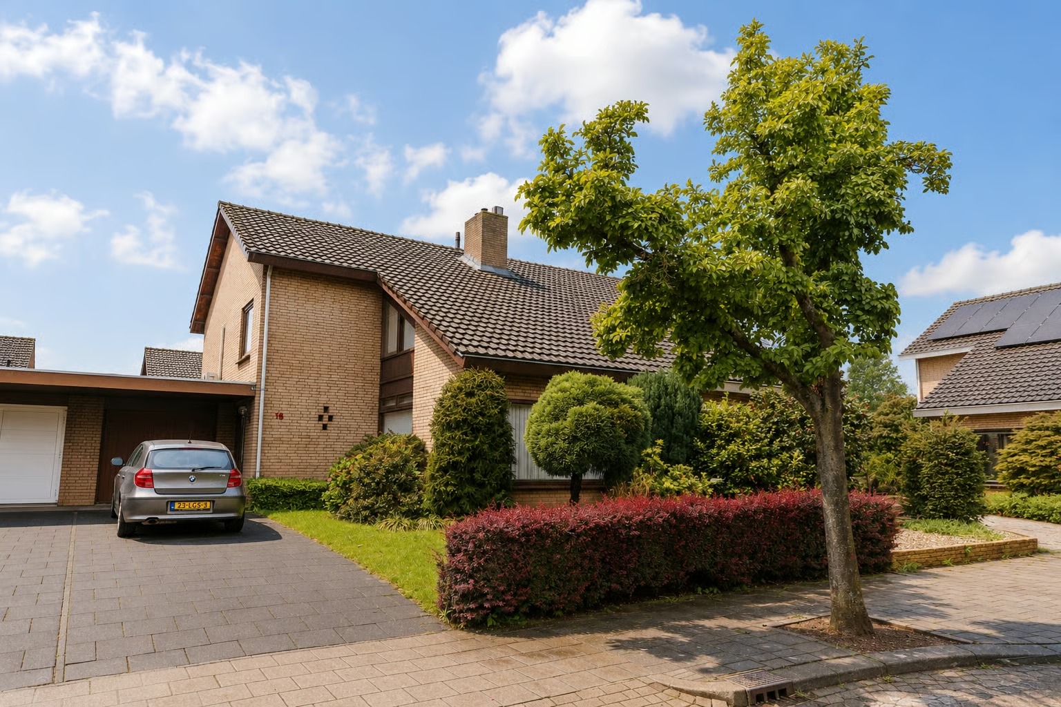 Geschakelde 2-onder-1-kapwoning Plesmanstraat 16 in Roermond