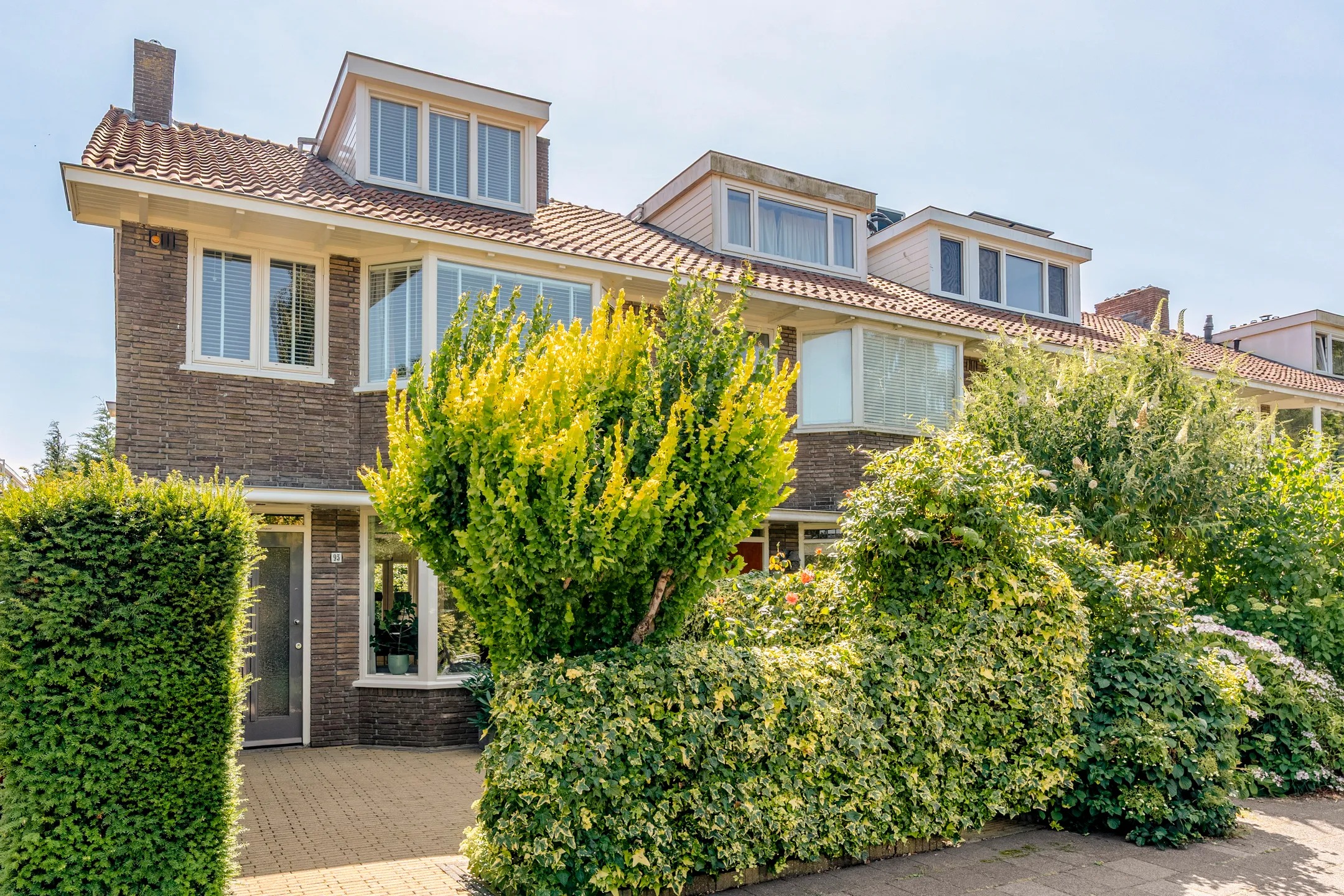Hoekwoning Graaf Aelbrechtlaan 95 Amstelveen