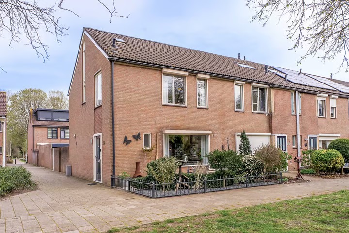 Hoekwoning Alpenweide 414 Tilburg