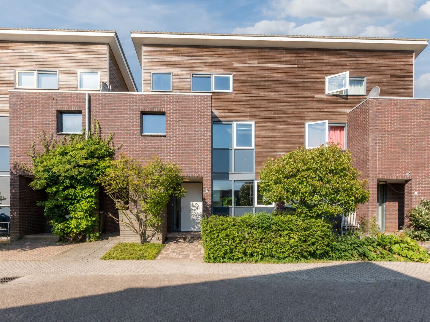 Hoekwoning Elzenhof 12 in Vinkeveen