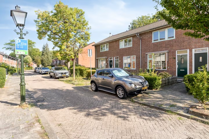 Tussenwoning Zonnehof 34 in Rotterdam