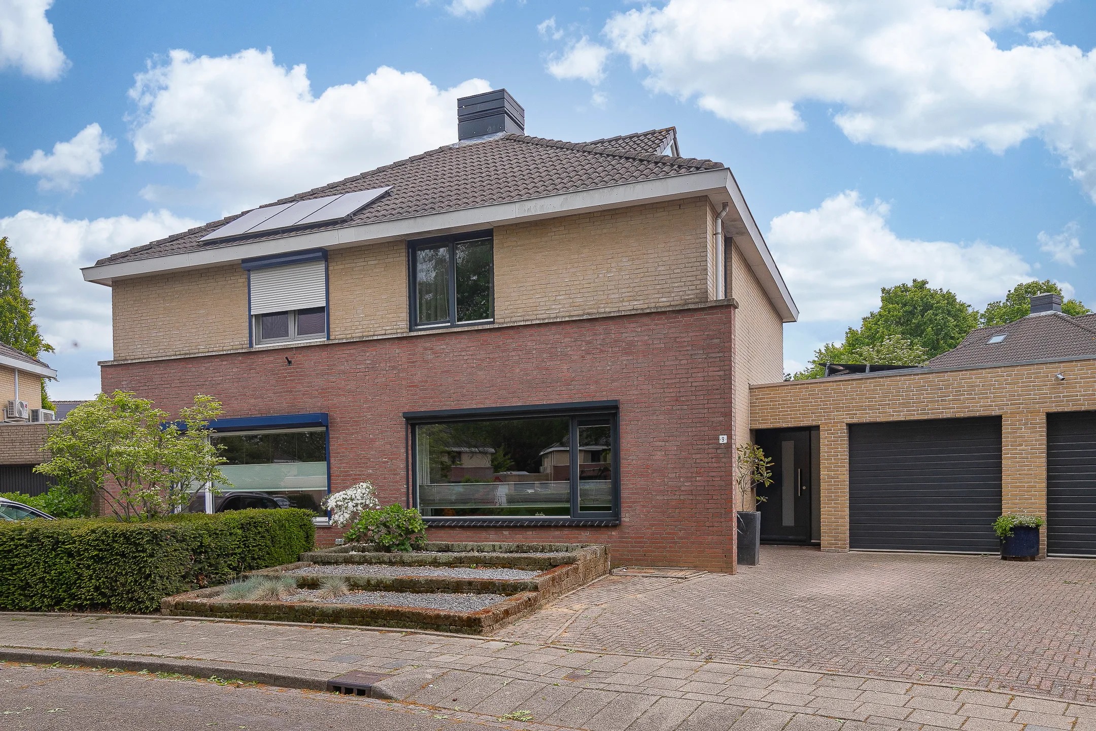 Geschakelde 2-onder-1-kapwoning Cornwallplein 9 in Sittard