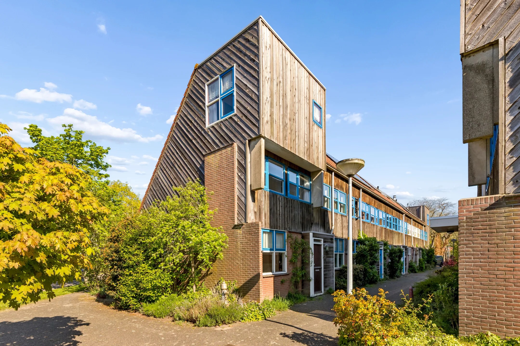 Hoekwoning Redemark 30 in Almere