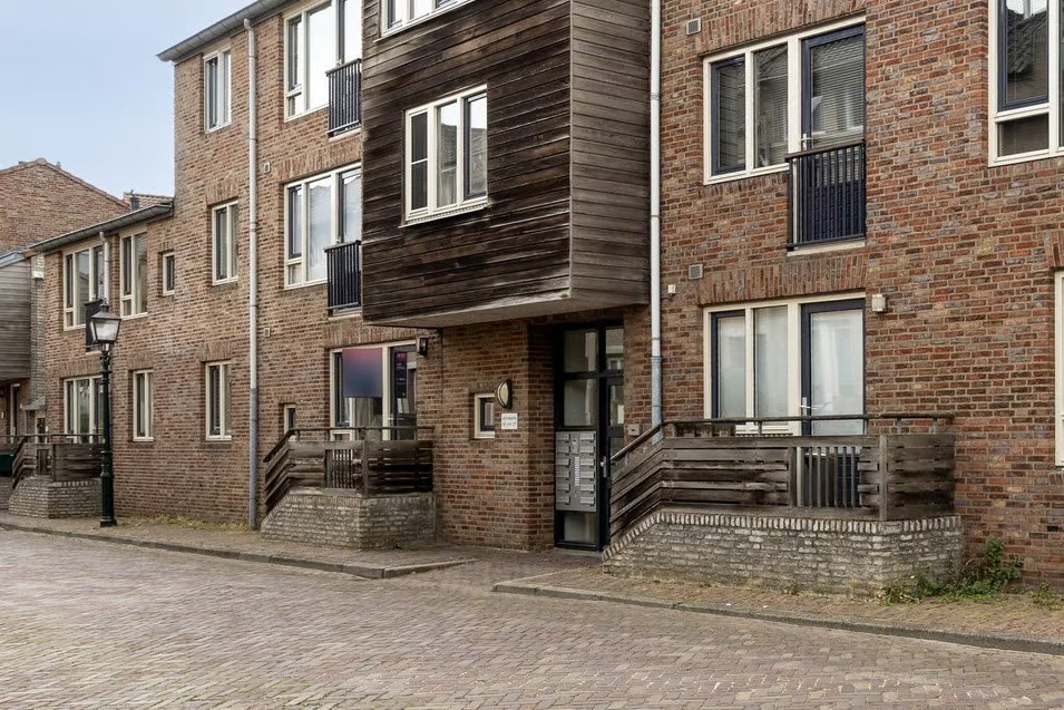 Portiekflat Infirmerie 15 in Grave