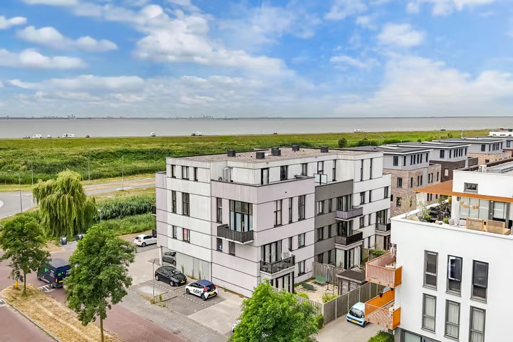 Portiekflat Adriaen Blockstraat 16 Almere
