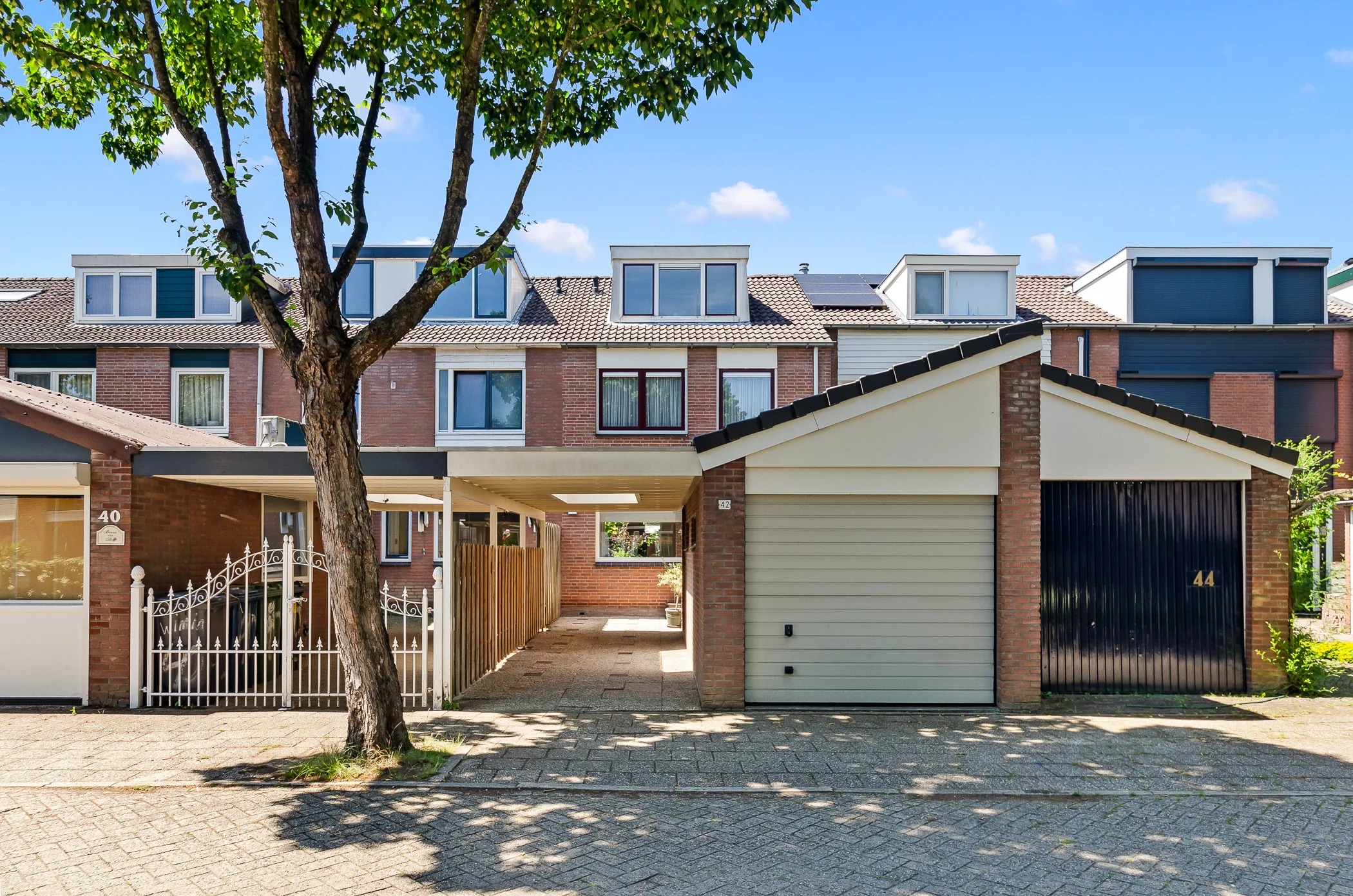 Tussenwoning Hoefbladhof 42 in Houten
