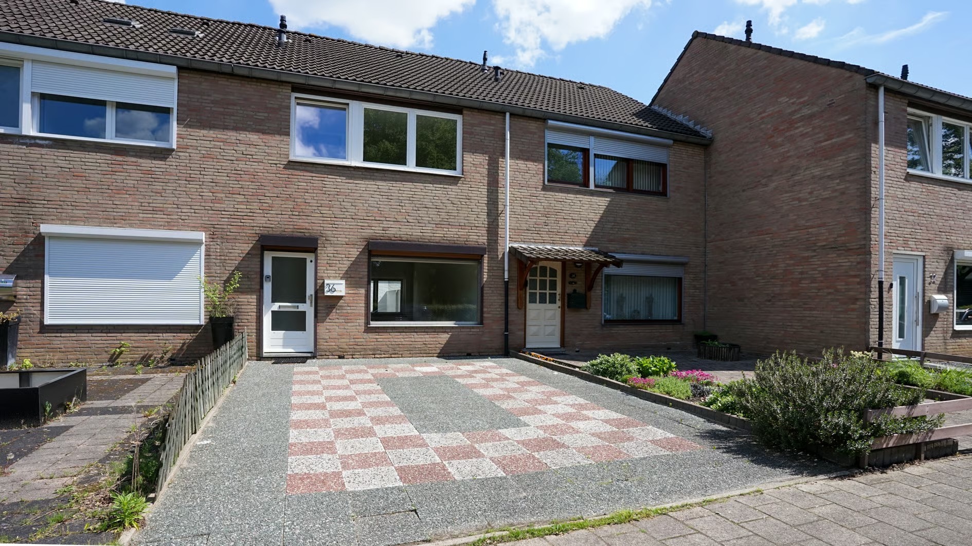 Tussenwoning Henri Jonasstraat 36 in Heerlen