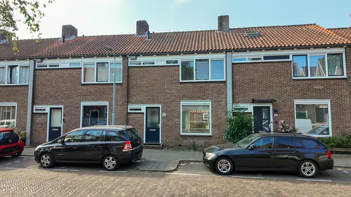 Tussenwoning Reëelenstraat 23 in Koog aan de Zaan