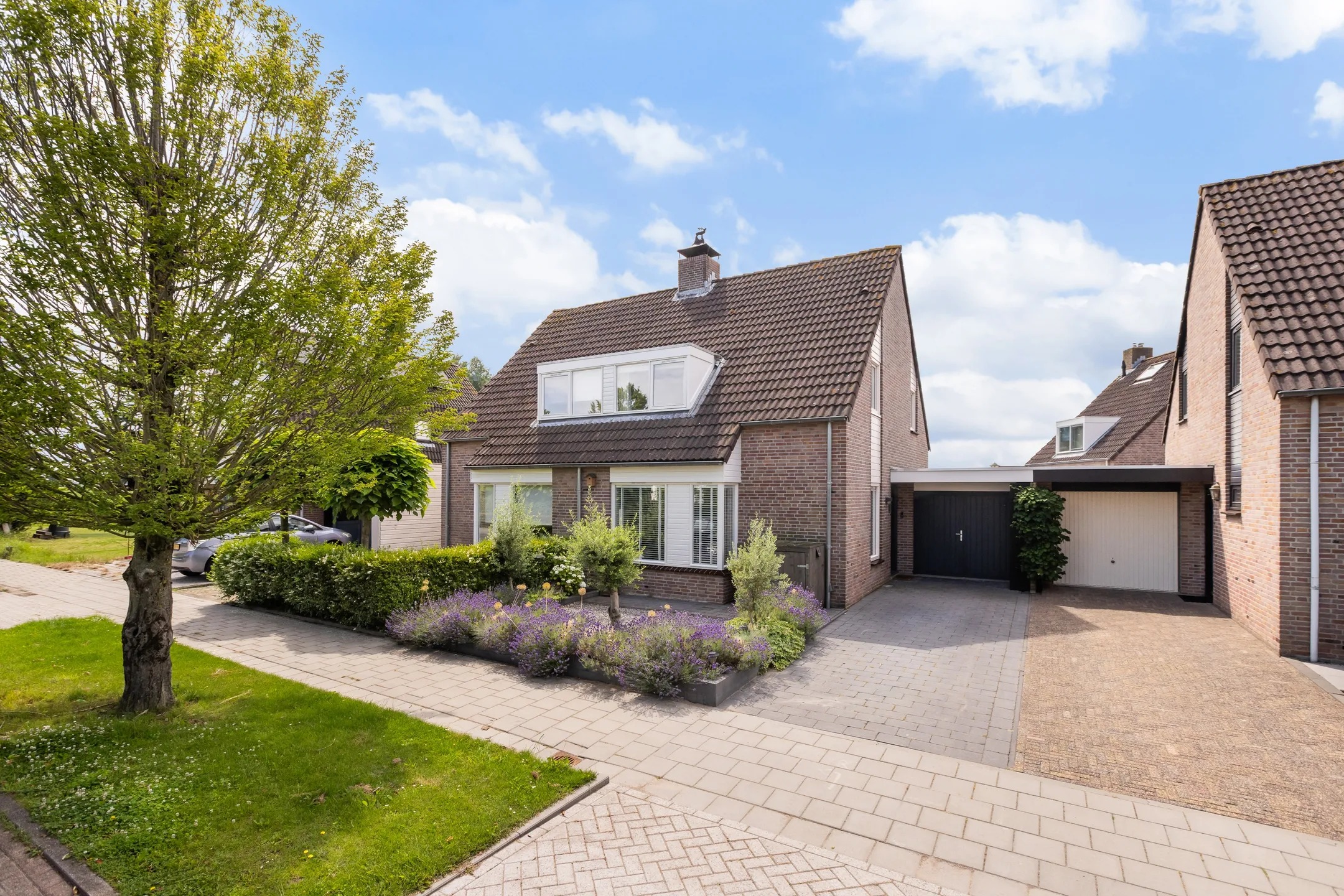 Geschakelde 2-onder-1-kapwoning Koperslagerij 20 in Zevenbergen