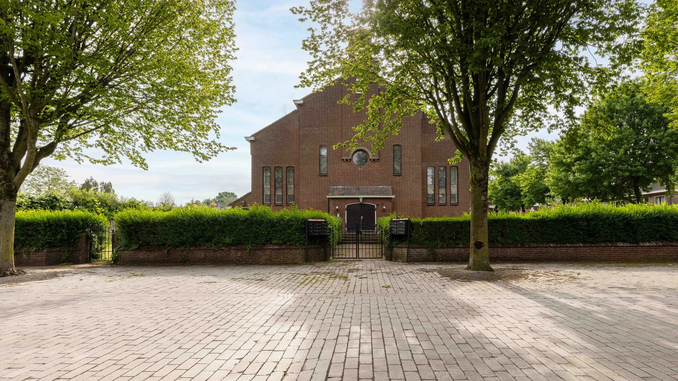 Beneden + bovenwoning Dr. Benthemstraat 53 11 in Enschede