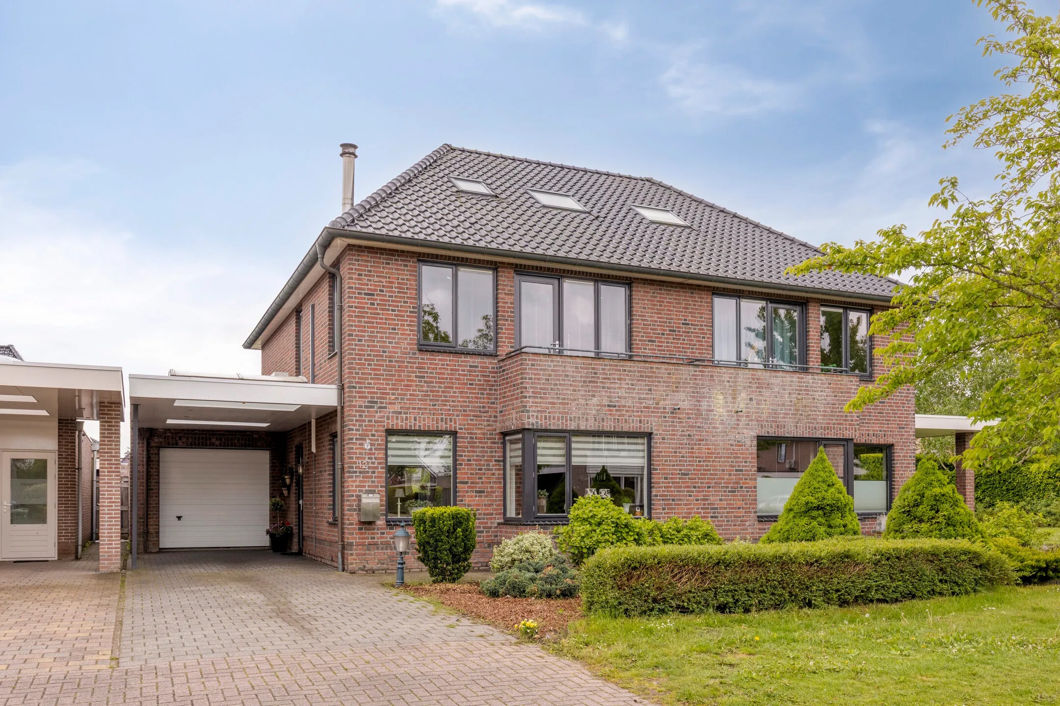 2-onder-1-kapwoning Citroenvlinder 12 in Emmen