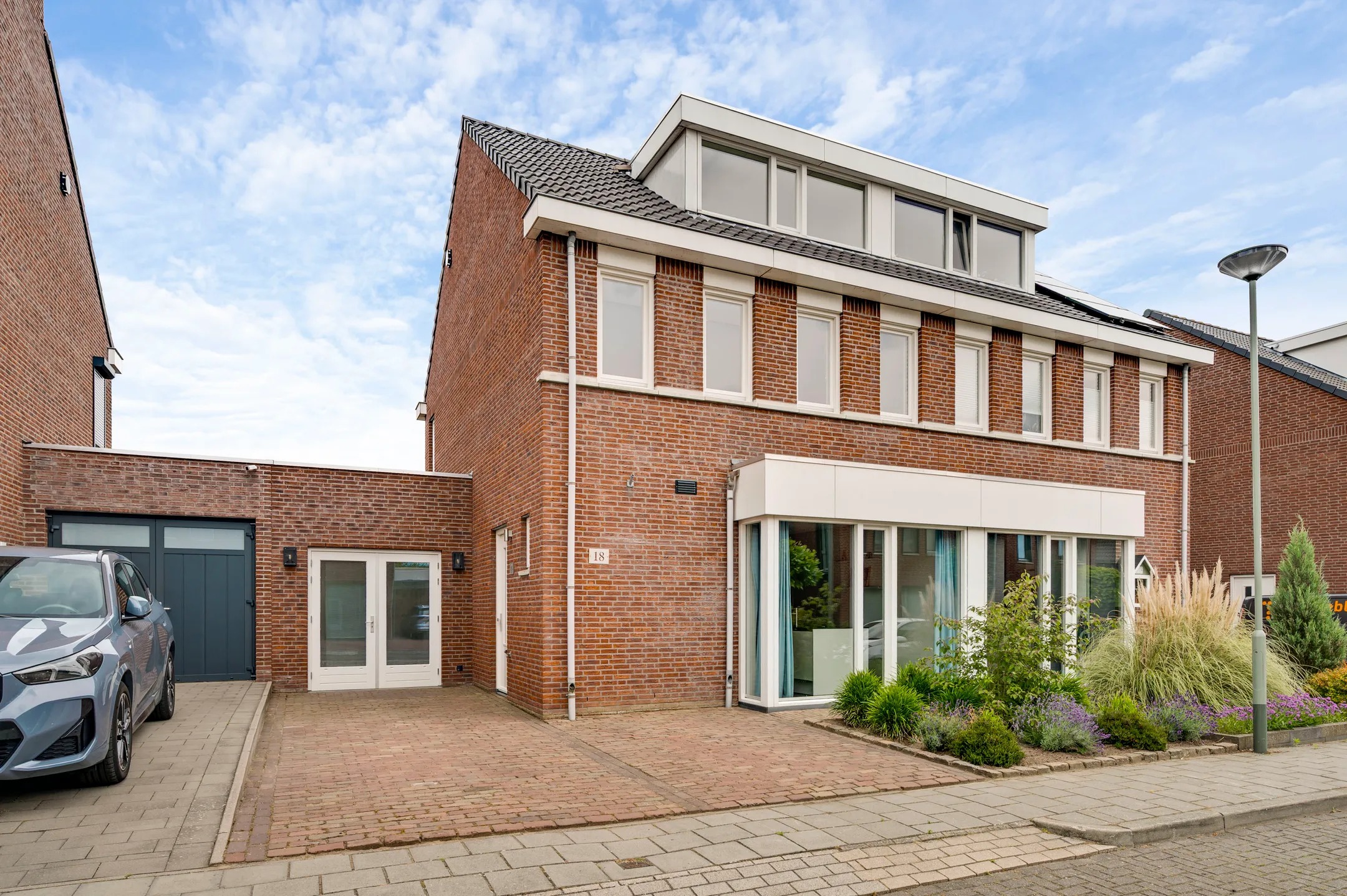 Geschakelde 2-onder-1-kapwoning Krijtenberg 18 in Beegden