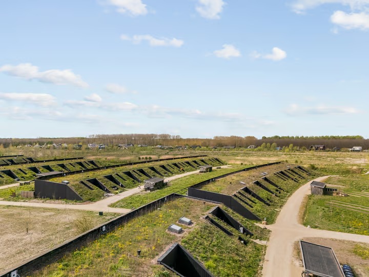 Tussenwoning Oeverwalhof 32 in Almere