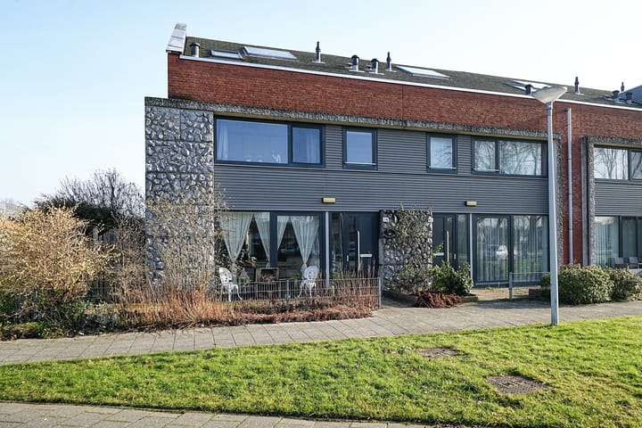Hoekwoning Notenhagen 14 Rotterdam