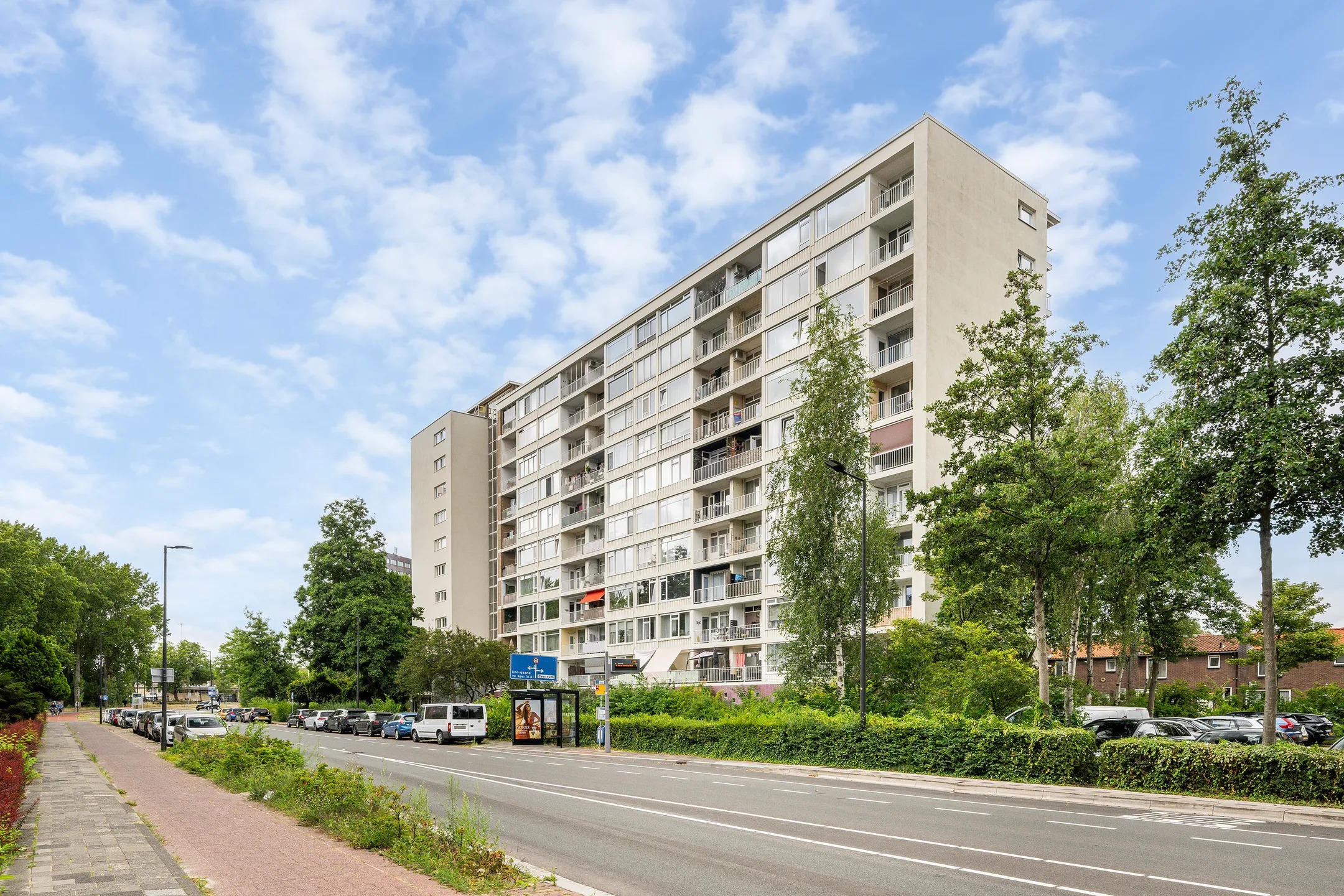 Galerijflat van Hogendorplaan 206 in Vlaardingen