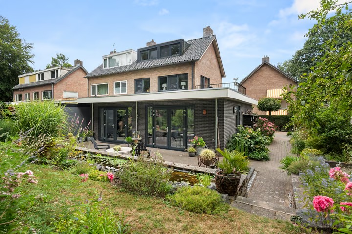 Halfvrijstaande woning Molenkamp 25 in Bennekom